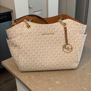 MK BAG